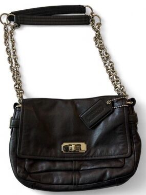 Leather Chain-Handle Shoulder Bag in Black